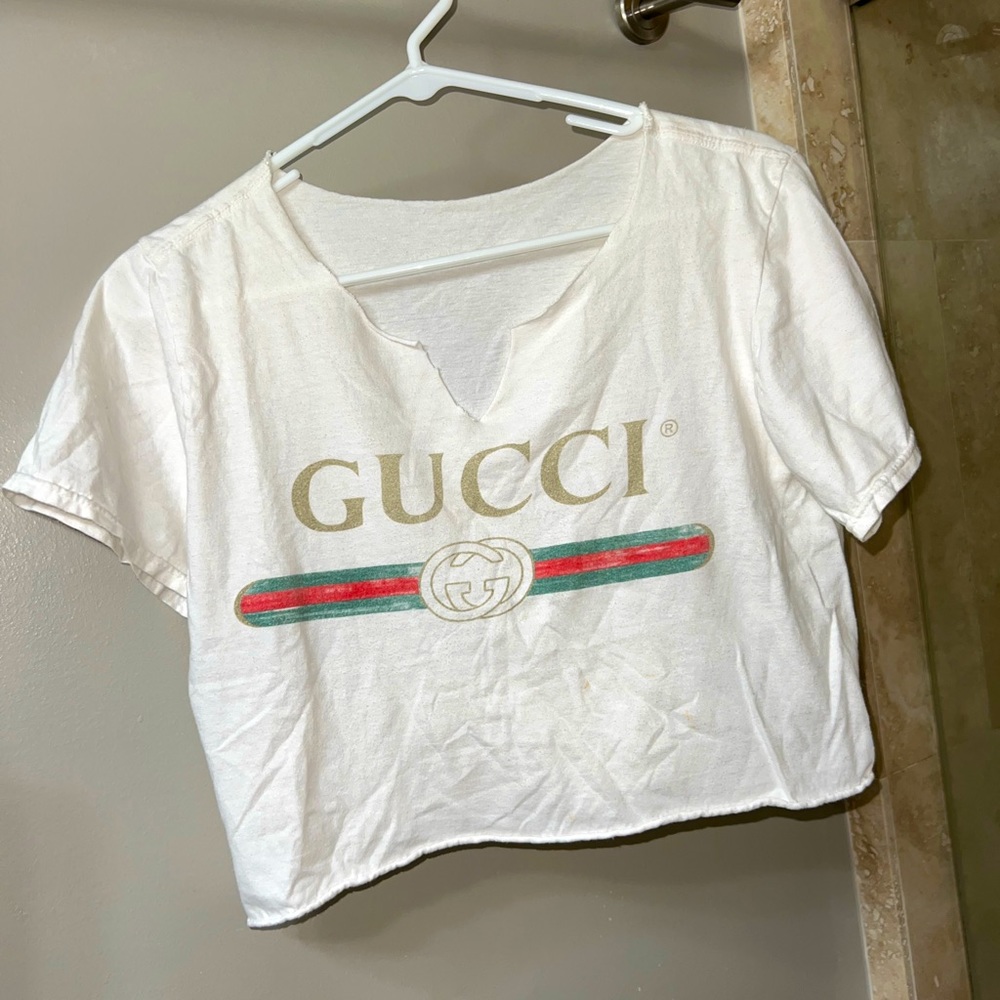 GG crop top